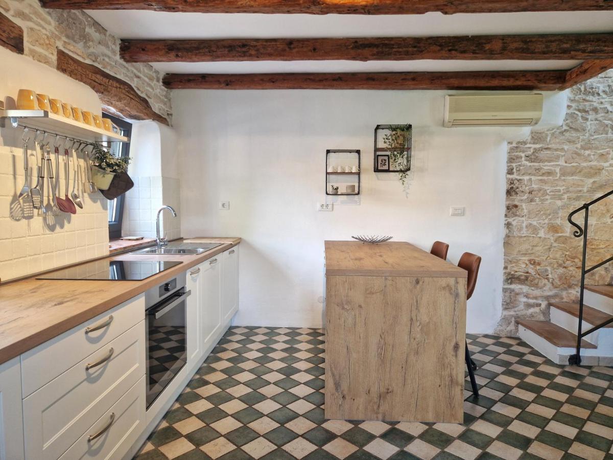 Villa Lucija โรวินสโก เซโล ภายนอก รูปภาพ